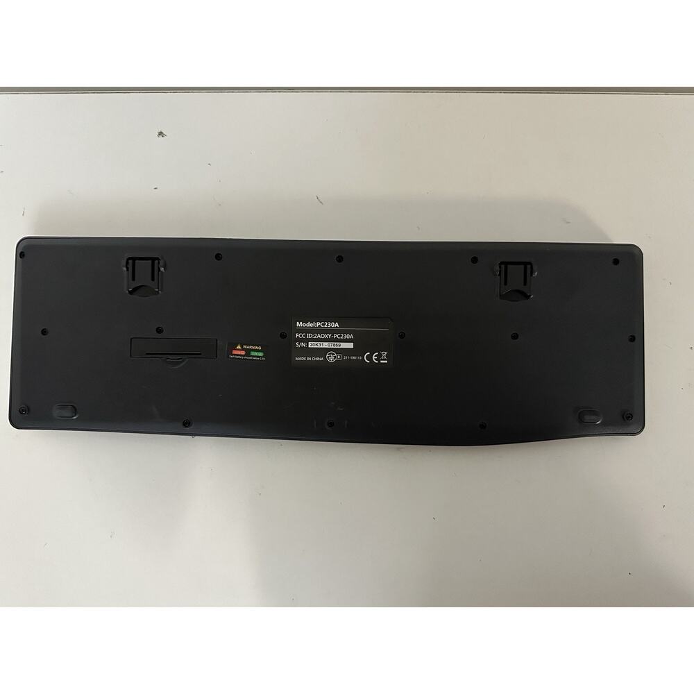 Wireless Keyboard - Picture 2 of 3
